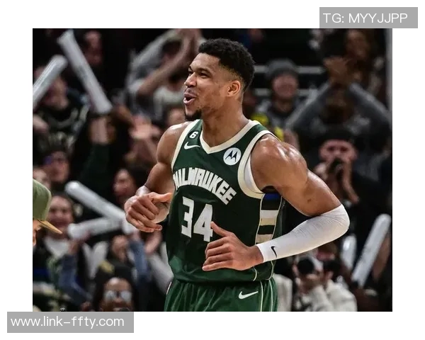 名记透露雄鹿若不交易字母哥明年可提供四年续约合同总值达275亿